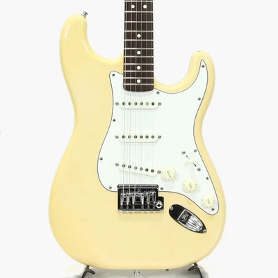Fender Standard Stratocaster Mod White electric guitar - Image 1 of 4