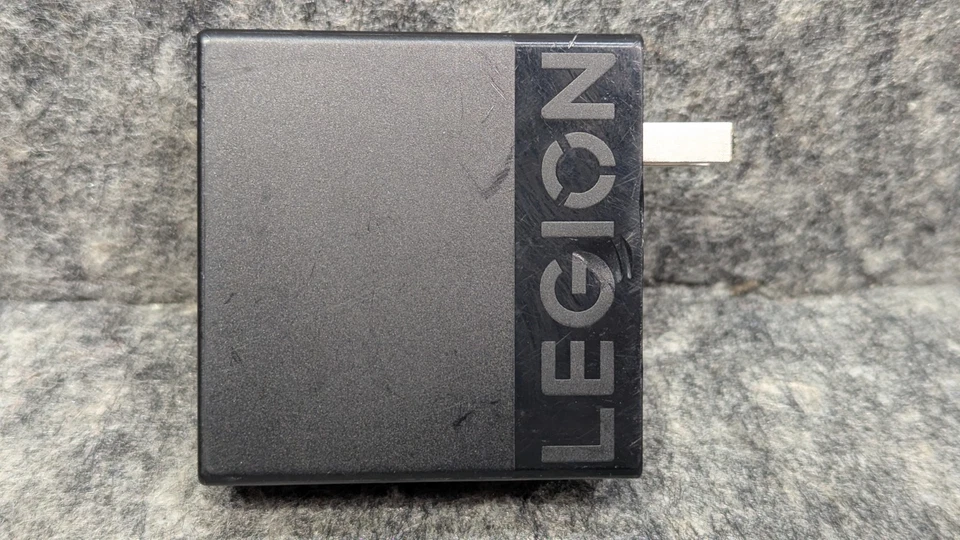 Cargador rápido universal PD3.1 adaptador GaN USB-C original Lenovo Legion 140W solamente Foto 1 de 4
