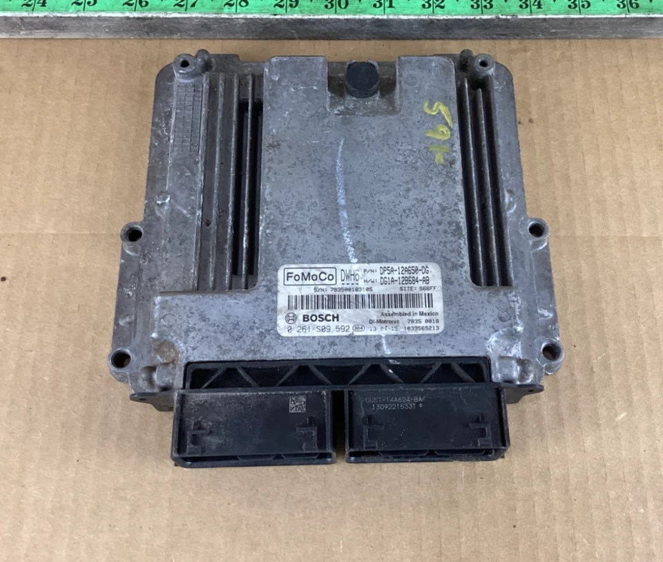 Módulo de control de motor cerebral informático Lincoln MKZ 2011-2014 0261S09592 Foto 1 de 4