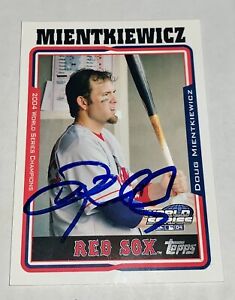 Doug Mientkiewicz SIGNED 2004 Topps World Series Champions #17 Auto Red Sox