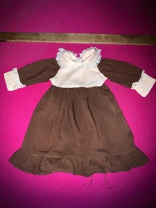 Vêtement de poupée vintage: robe longue faite main hauteur 30 cm - Picture 1 of 5