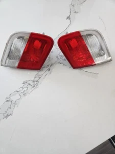 1999-2000 BMW 330ci Pair Rear Inner Reverse Lights Driver & Passenger (Coupe) - Picture 1 of 2