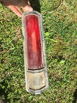 Chrysler Newport 1968 montaje de luz trasera lente Mopar Dodge leer 68  Foto 1 de 4