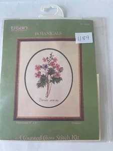 Titan  Needlecraft Cross Stitch Kit  Botanicals 'Primulas" - Picture 1 of 2