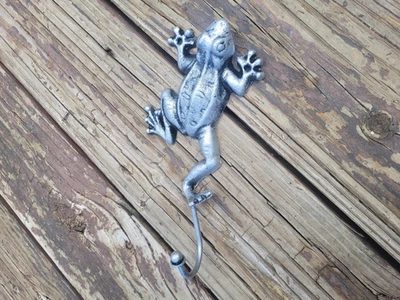 Gancho Organización Rana, Toallero Pared Hierro Fundido, Baño Selva Naturaleza Baño Foto 1 de 4