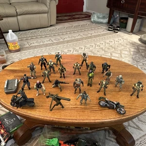 chap mei actionfiguren konvolut - Bild 1 von 9