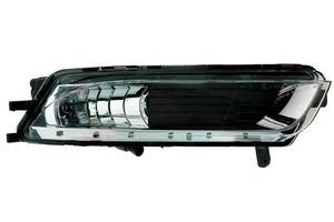 Fendinebbia destro adatto per VW CC - Foto 1 di 1