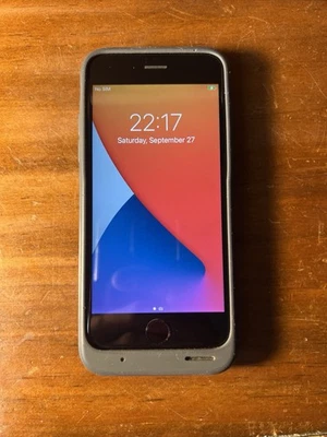 iPhone 6s [A1688] — iOS 14.8, Space Gray, 128GB, Unlocked, 84% Battery, See Desc - Image 1 of 4