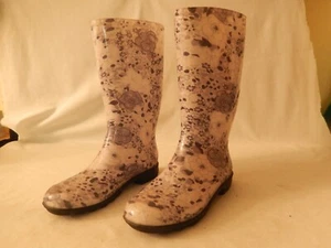 { Women's Rain Boots Mid Calf Waterproof Rubber Size 7 Floral  - Picture 1 of 5