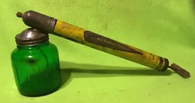 De colección ~ Pulverizador ~ MARRÓN ~ Todo uso ~ Tarro de vidrio esmeralda ~ Foto 1 de 4