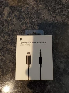 GENUINE Apple Lightning to 3.5mm Audio Jack Cable (1.2m) MR2C2AM/A - Photo 1 sur 4