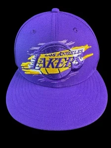 Los Angeles Lakers New Era Purple Logo Tear 9FIFTY Snapback Hat - Picture 1 of 7