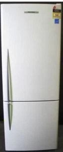 Fisher and Paykel Fridge E402BRE - Picture 1 of 8