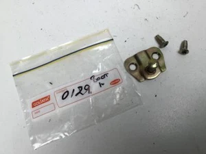 Holden Astra TS 1998 - 2006 hatch boot catch latch striker with bolts - Picture 1 of 2