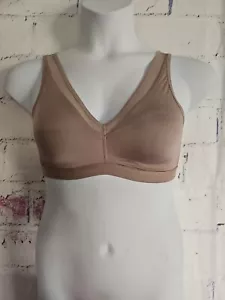 Warners Simply Perfect Wireless Bra Medium Underarm Smoothing Beige #RM3451T - Picture 1 of 13