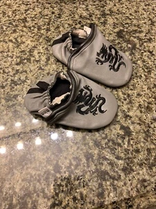 Me in mind Gray Dragon Crib Shoes Booties leather Sz L - Picture 1 of 3