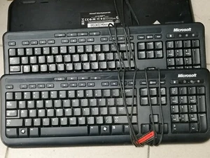 Microsoft USB Keyboard , Full Size, Multimedia Keys. Postage Is Available - Picture 1 of 13