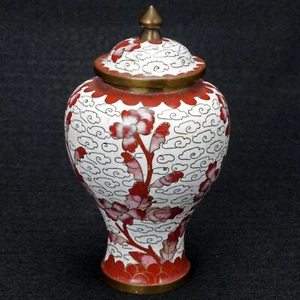 Chinese Cloisonné Miniature Jar with Lid circa 1900 - Picture 1 of 9