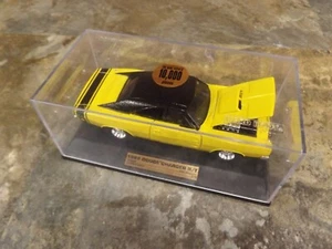 Tootsietoy Hard Body 1969 Dodge Charger R/T 440 Diecast Auto im Koffer  - Bild 1 von 6