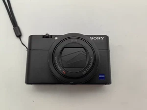 Sony Cyber - Shot DSC - RX100V RX100M5 Compact Cam 20.1MP Flip Screen High - Res - Picture 1 of 9