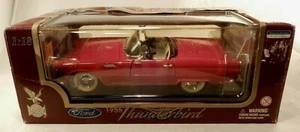 Road Legends 1955 Red Ford Thunderbird Convertible 1:18 Die Cast - Bild 1 von 12