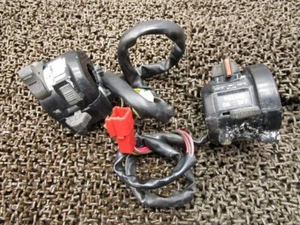 Yamaha SR400 RH01J Handlebar Switches L/R w/ Cracks OEM Used Tested From Japan - Picture 1 of 12