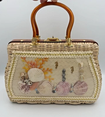 VTG Princess Charming by Atlas Hollywood - FLA  Purse Handbag Seashells Lucite - Image 1 of 4