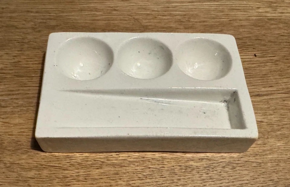 Very rare Antique china watercolour palette by Ackermann, 96 Strand. C1800 - Image 1 of 2