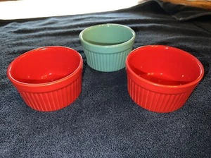 Set Of 3 Pioneer Woman 9oz Ramekin Soufflé Baking cups dishes red/teal blue - Picture 1 of 6