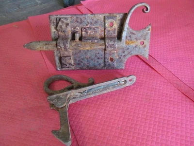 outils anciens verrous ,loquet - Photo 1/2