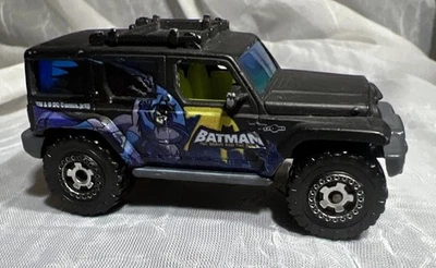Matchbox Jeep Rescue Concept Batman 2007 Diecast 1/64 DC Comics  - Image 1 of 4