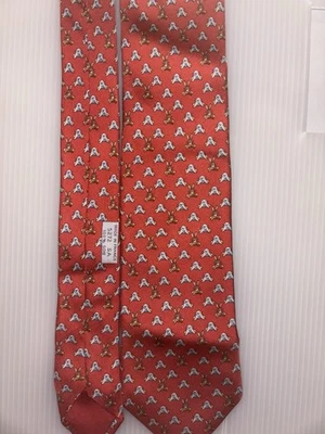 Corbata Hermès Paris 100% Seda Rojo Patrón Conejo y Pato Hecha en Francia Foto 1 de 3