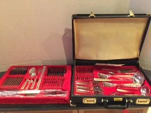 Solingen Mayer Classics Gourmet Line 72 piece with Attache Case - Picture 1 of 8