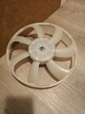 2012-2015 TOYOTA PRIUS LEFT DRIVER SIDE ENGINE RADIATOR COOLING FAN OEM - Image 1 of 4