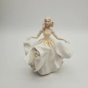 1974 Royal Doulton Sweet Seventeen Figurine Bone China HN 2734 - Picture 1 of 7