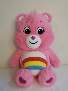 Care Bears - Share Bear 9" Peluche - Desbloquear The Magic 2020 Rainbow Belly Rosa Suave - Imagen 1 de 7