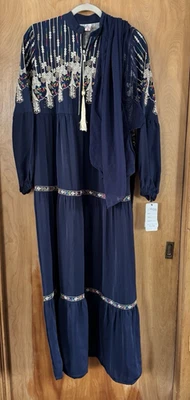 Traditional Indian Robe Gown Dress & Matching Sari Saree New Beautiful One Size - Image 1 of 3