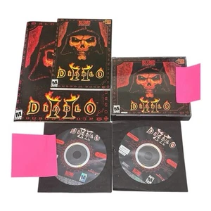 Diablo II PC Game Large Lot - Picture 1 of 10