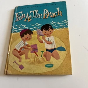1966 Whitman Tiny-Tot Tale Book Fun At The Beach - Picture 1 of 2