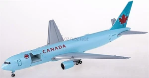 1:200 for JC Wings for Air Canada for Boeing 767-300BCF C-FPCA - Picture 1 of 3