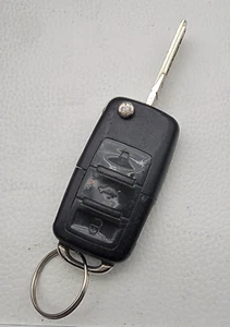 Volkswagen Keyless Entry Remote Fob Nbg92596263 HLO 1K0 959 753 P 4 JTK0Q - Picture 1 of 9