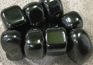 2 pietre MAGNETITE Burattate Lucidate - Lodestone LARGE MM 20-30 tumbled stone - Imagen 1 de 2