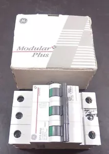 GE IEC Supplementary Protector 15 Amps 3 Poles EP103ULD15 - Picture 1 of 7