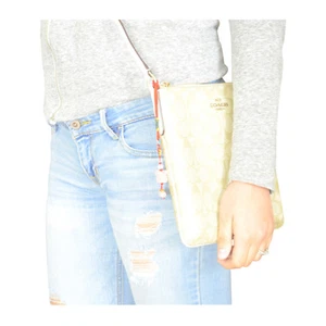 NEW LuLu Chinese Zodiac Jade Rabbit Handbag Bag lucky Charm Pink - Picture 1 of 6