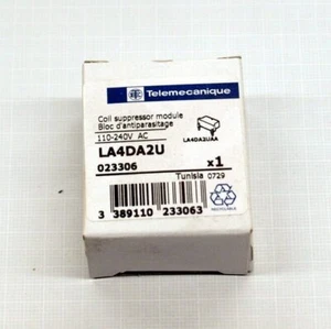 Eslabón de radiocontrol Telemecanique D40-D150 (3P)110-240V LA4DA2U - Imagen 1 de 1