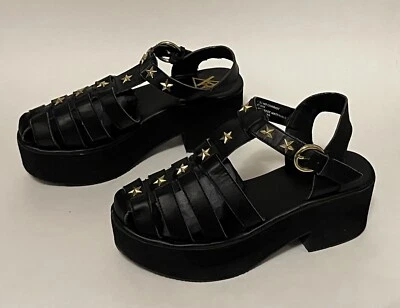 Sandalias de plataforma YRU negras con tiras y estrellas doradas talla 9/39 Foto 1 de 4