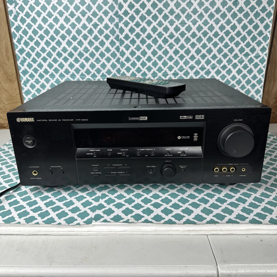 Yamaha HTR-5940 - 6.1 Ch Home Theater Surround Sound Receiver W/ Remote Bundle - Image 1 of 4
