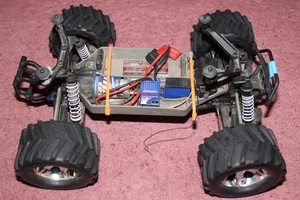 Traxxas Stampede 4WD RC - Picture 1 of 5