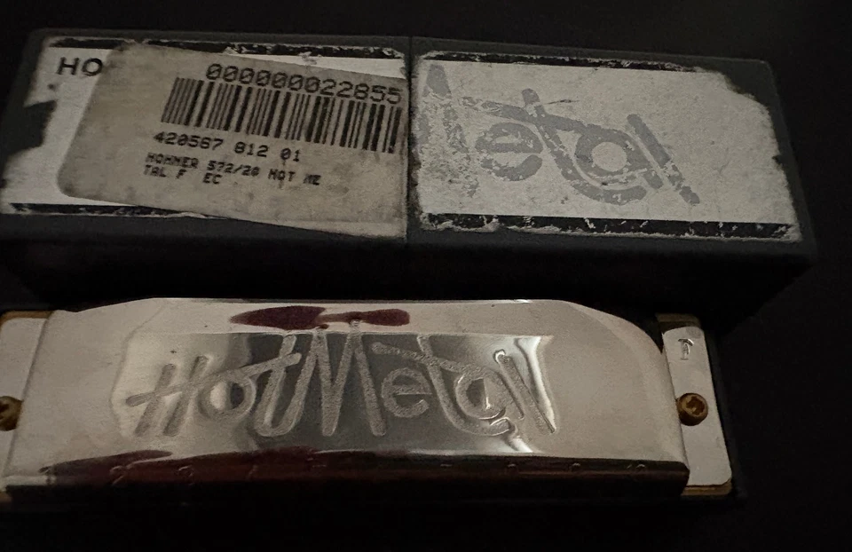Llave D Harmonica Hohner Hot Metal con caja original Foto 1 de 1