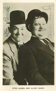 LAUREL & HARDY Signed Photograph - Comedy Film Star Actors - 7"x4" reprint - Picture 1 of 1